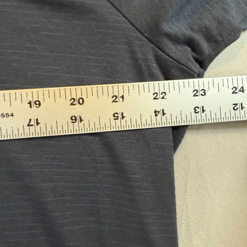 Travis Matthew Mens XL Black Heather Quarter Zip Pullover Golf Long Sleeve Shirt